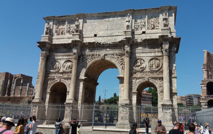 Cestování - Itálie - Římské fórum - Cestování - Itálie - Forum Romanum nebo také Římské fórum - Dovolená v Itálii - Itálie dovolená - panda na cestách